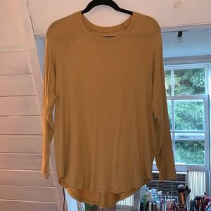American Eagle Yellow Top